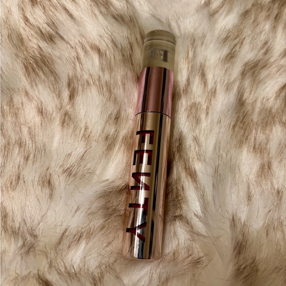 Fenty Beauty Lip Duo - MVP Velvet Liquid Lipstick and Rose Amber Gloss Bomb - Picture 5 of 7